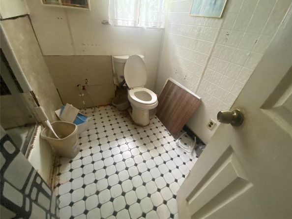 8402 Darlington Drive, Houston TX 77028