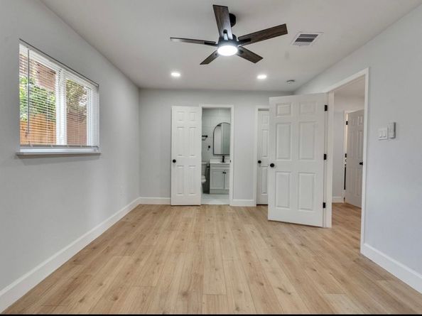 9003 Ledge Street, Houston TX 77075