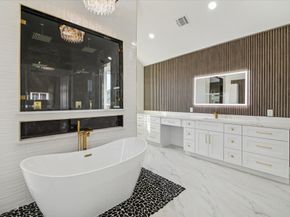 304 Enid Street, Houston TX 77009