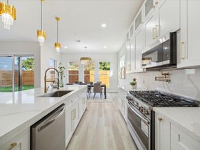 304 Enid Street, Houston TX 77009