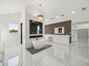 304 Enid Street, Houston TX 77009