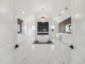 304 Enid Street, Houston TX 77009