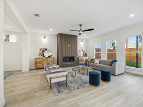 304 Enid Street, Houston TX 77009