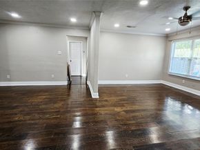 5231 Lyndhurst Drive, Houston TX 77033