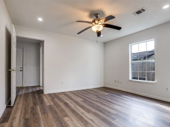 1749 Des Jardines Street, Houston TX 77023