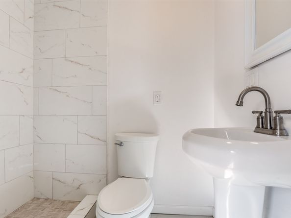 1749 Des Jardines Street, Houston TX 77023