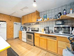 5208 Noble Street, Houston TX 77020