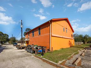 5208 Noble Street, Houston TX 77020