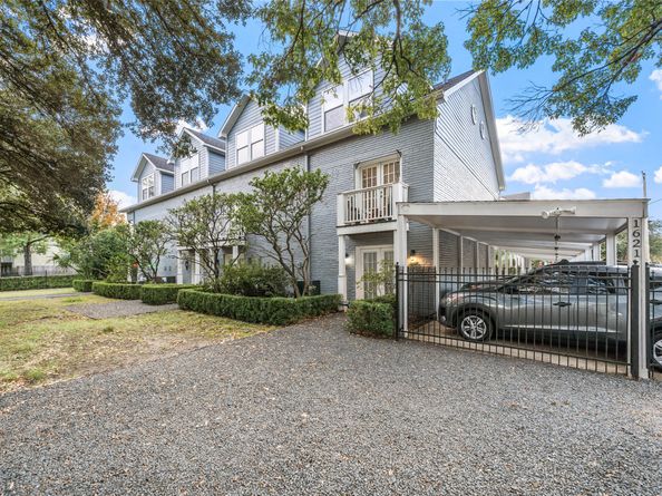 1621 Heights Boulevard 3, Houston TX 77008