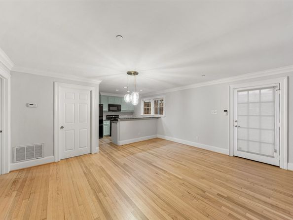 1621 Heights Boulevard 3, Houston TX 77008