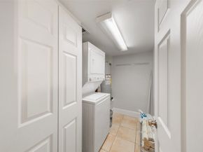 1621 Heights Boulevard 3, Houston TX 77008