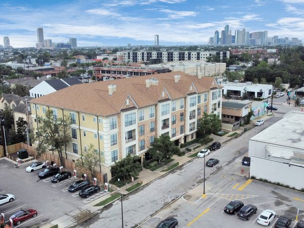 2120 Kipling Street 306, Houston TX 77098