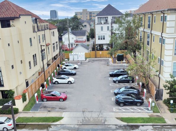 2120 Kipling Street 306, Houston TX 77098