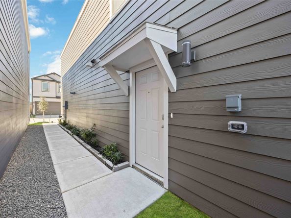 3302 Willshire Stone Street, Houston TX 77091