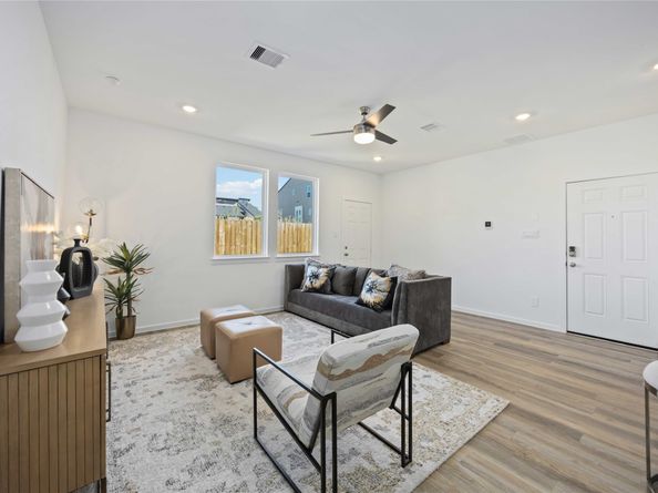 3302 Willshire Stone Street, Houston TX 77091