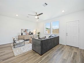 3302 Willshire Stone Street, Houston TX 77091