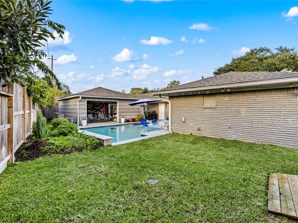 8422 Academy Street, Houston TX 77025