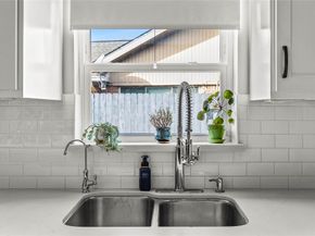 8422 Academy Street, Houston TX 77025