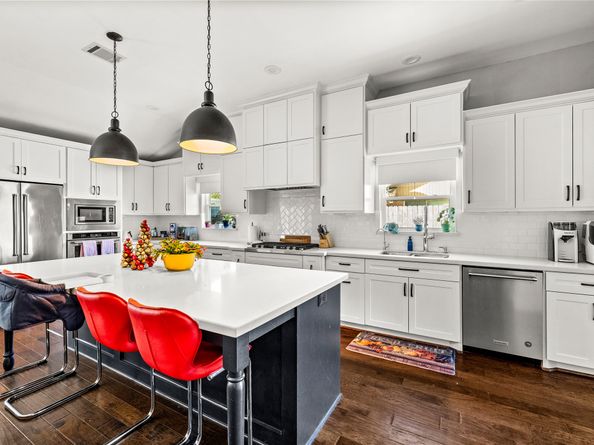 8422 Academy Street, Houston TX 77025