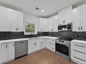 4208 Castor A, Houston TX 77022