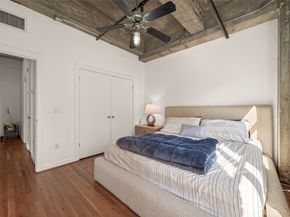 204 Travis Street 2B, Houston TX 77002