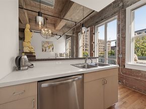 204 Travis Street 2B, Houston TX 77002