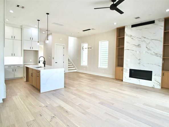 5823 Winsome Lane, Houston TX 77057