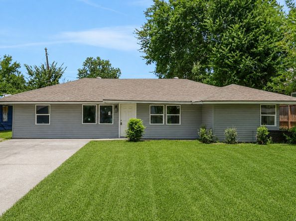 5823 Lyndhurst Drive, Houston TX 77033
