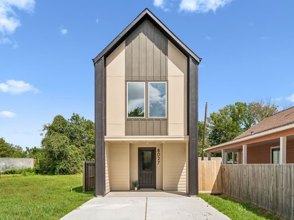 8027 BETTY BOOP Street, Houston TX 77028