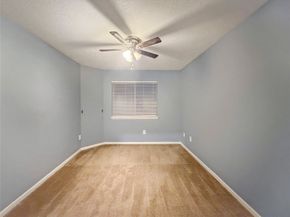 1405 El Camino Village Drive, Webster TX 77058