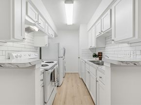 2120 Wilcrest Drive 122, Houston TX 77042