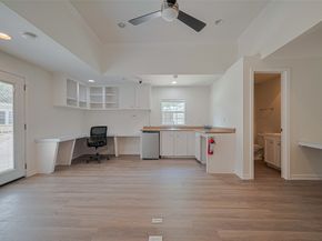 826 Heights Blvd, Houston TX 77007