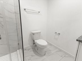 8631 Peachtree Street, Houston TX 77016