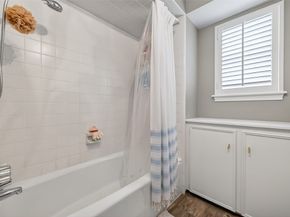 10022 Bayou Glen Road, Houston TX 77042