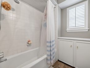 10022 Bayou Glen Road, Houston TX 77042