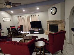 4111 Knoll Glen Drive, Houston TX 77082