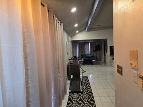4111 Knoll Glen Drive, Houston TX 77082