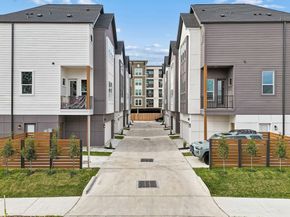 2221 Marnel Road D, Houston TX 77055