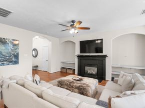 122 W Burberry Circle, The Woodlands TX 77384