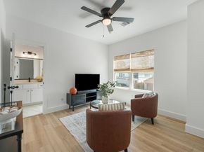 1911 Dewalt St, Houston TX 77088