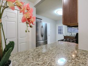 4609 University Oaks Boulevard, Houston TX 77004