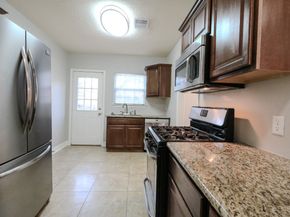 4609 University Oaks Boulevard, Houston TX 77004