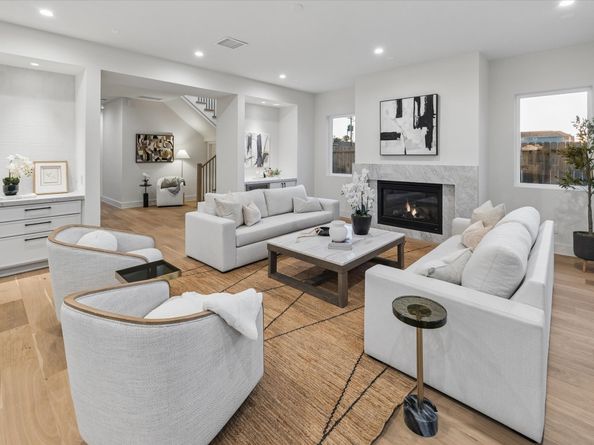 107 E 24th Street, Houston TX 77008