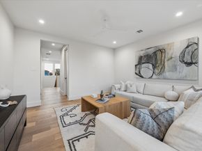 107 E 24th Street, Houston TX 77008