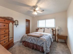 402 Fintona Way, Houston TX 77015