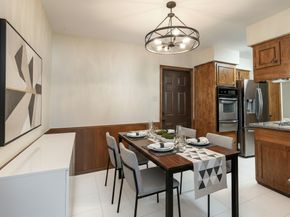 402 Fintona Way, Houston TX 77015