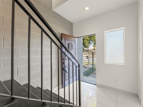 1524 Blodgett Street, Houston TX 77004