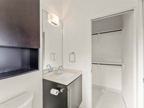 1524 Blodgett Street, Houston TX 77004