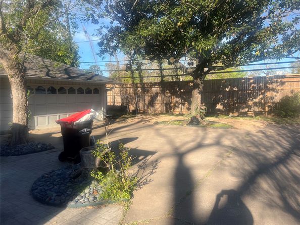 2603 Briarpark Drive, Houston TX 77042