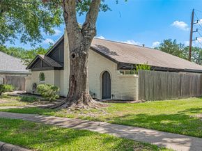 4410 Belle Hollow Dr Drive, Houston TX 77084